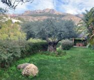 Тиха вілла в Альтеа біля моря з терасою та басейном