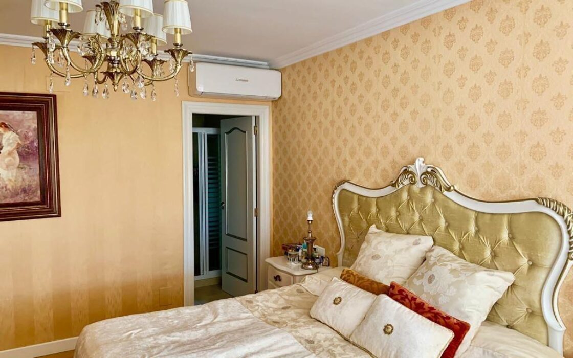 Тиха вілла в Альтеа біля моря з терасою та басейном