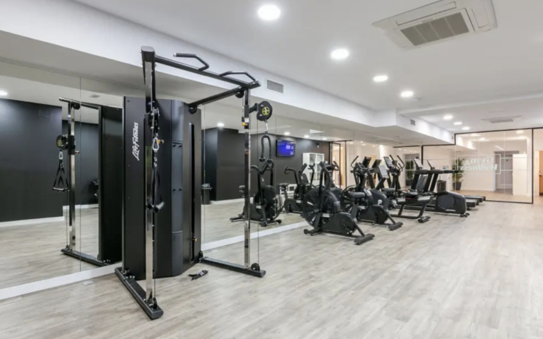 Чарівна 2-кімнатна квартира в Ель Параісо з терасою