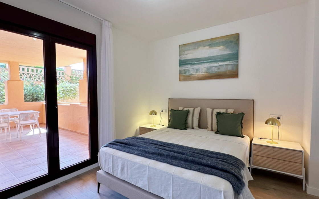 Чарівна 2-кімнатна квартира в Ель Параісо з терасою