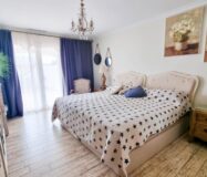 Простора вілла з видом на море в Морайрі 380 кв.м