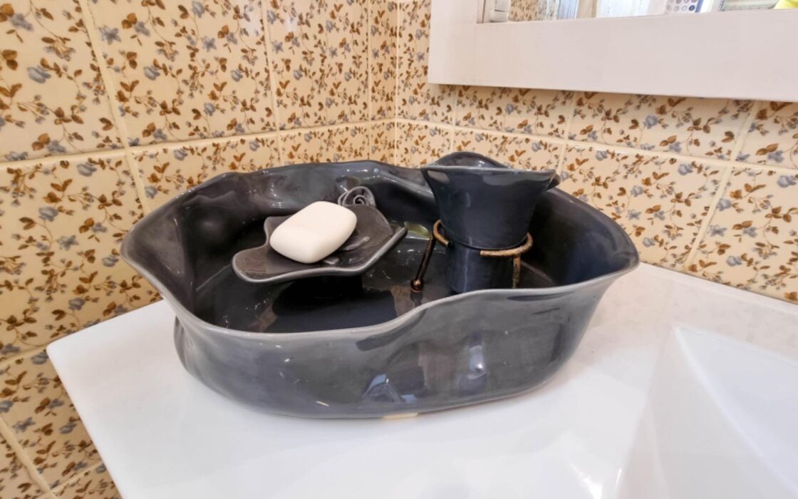 Простора вілла з видом на море в Морайрі 380 кв.м