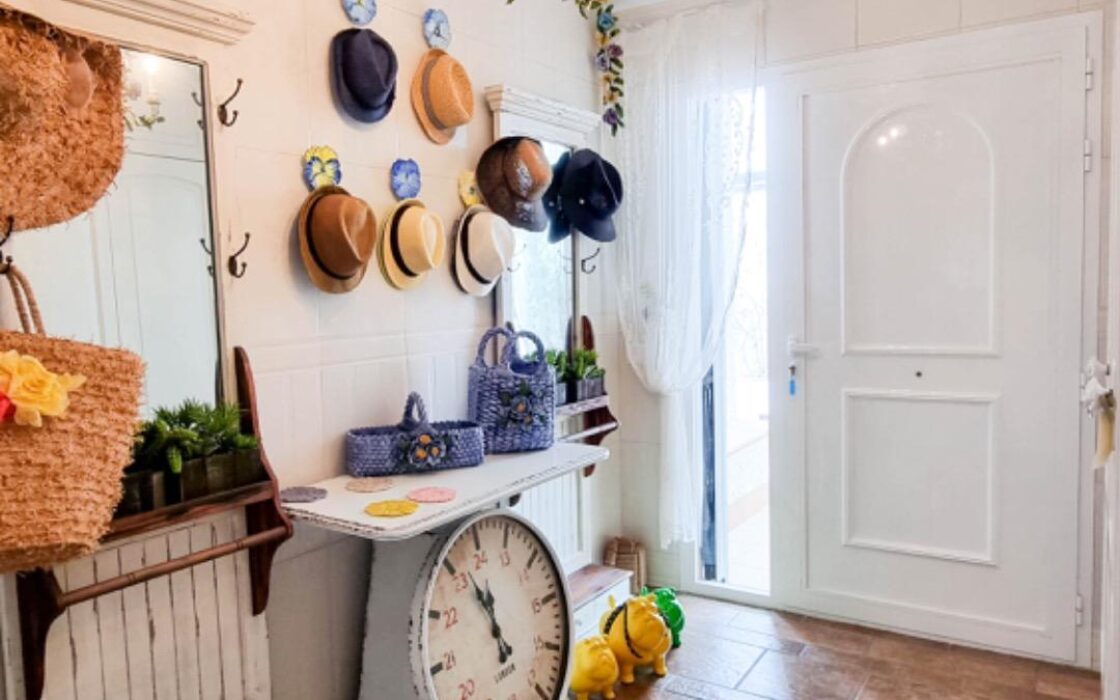 Простора вілла з видом на море в Морайрі 380 кв.м