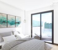 Вилла с бассейном в Пилар де ла Орадада 180 кв.м 2.2 км до моря