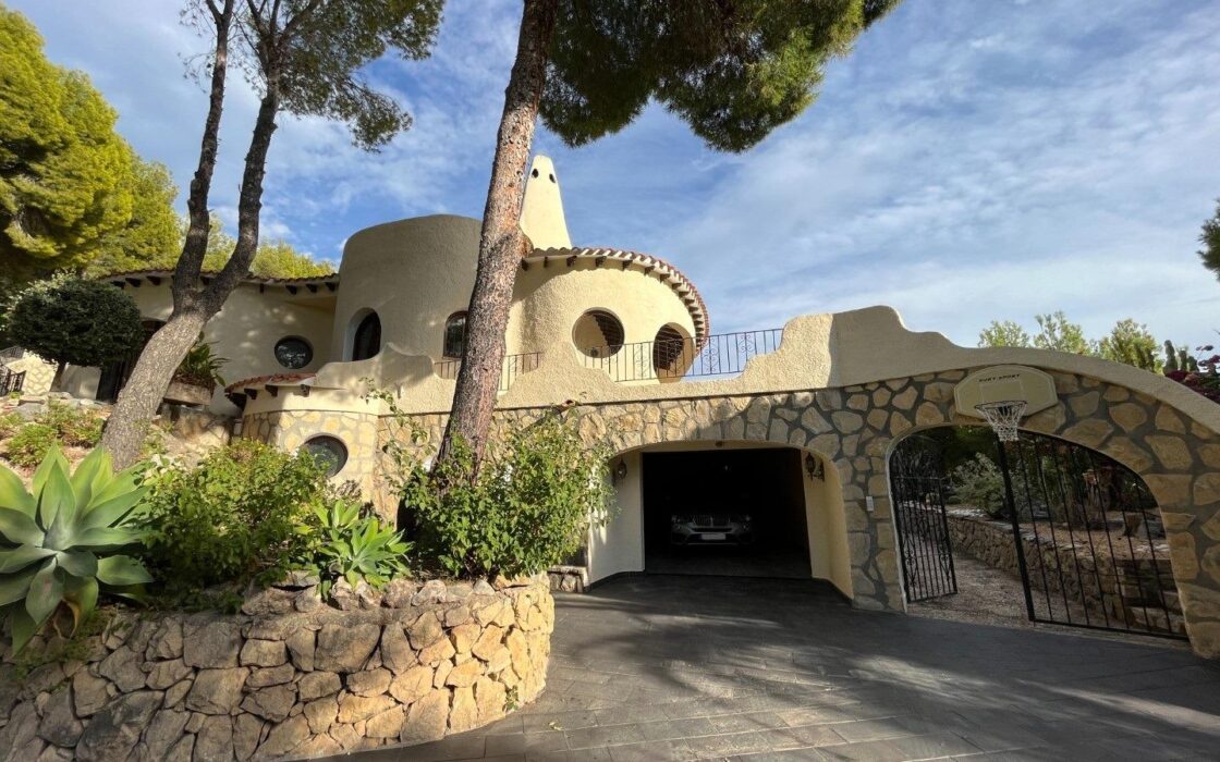 Ексклюзивна вілла біля моря в Сьєрра-де-Альтеа 522 кв.м