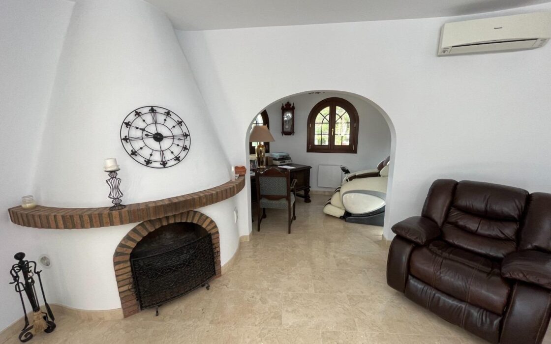 Ексклюзивна вілла біля моря в Сьєрра-де-Альтеа 522 кв.м