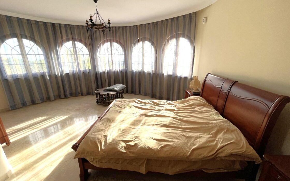 Ексклюзивна вілла біля моря в Сьєрра-де-Альтеа 522 кв.м