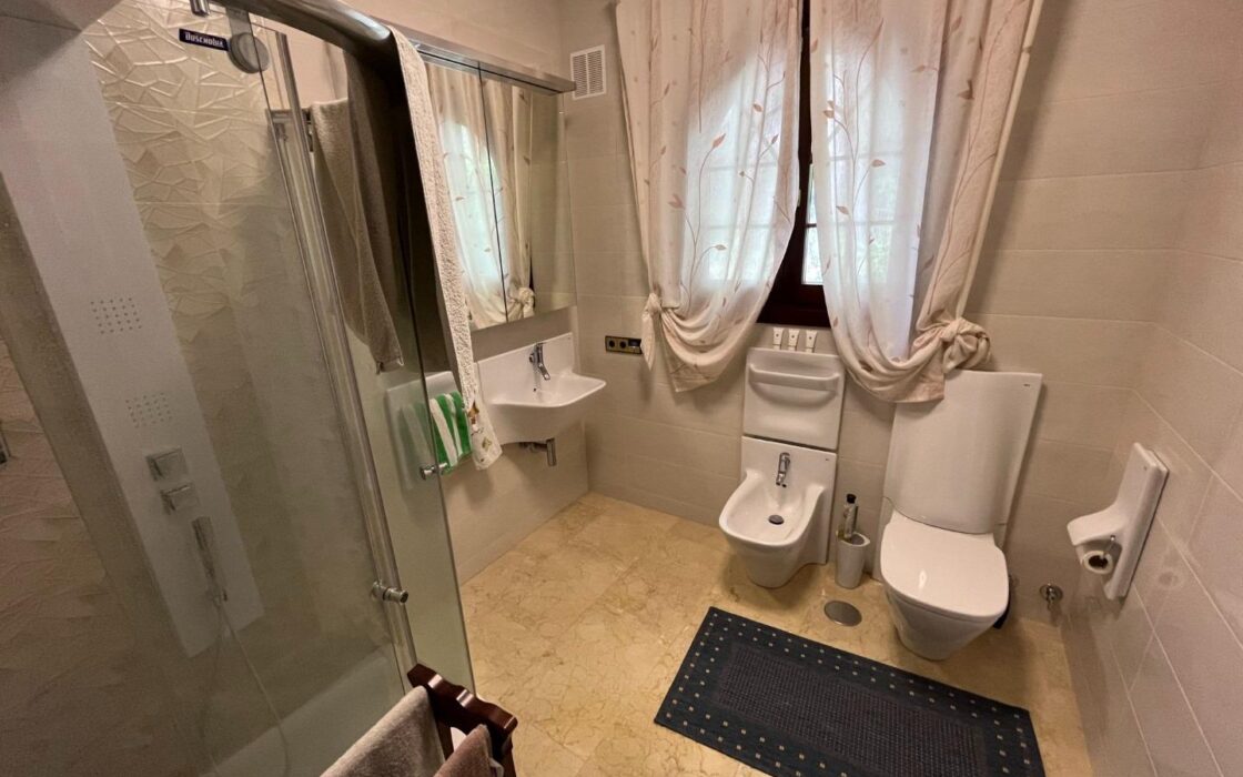 Ексклюзивна вілла біля моря в Сьєрра-де-Альтеа 522 кв.м