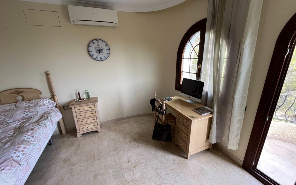 Ексклюзивна вілла біля моря в Сьєрра-де-Альтеа 522 кв.м