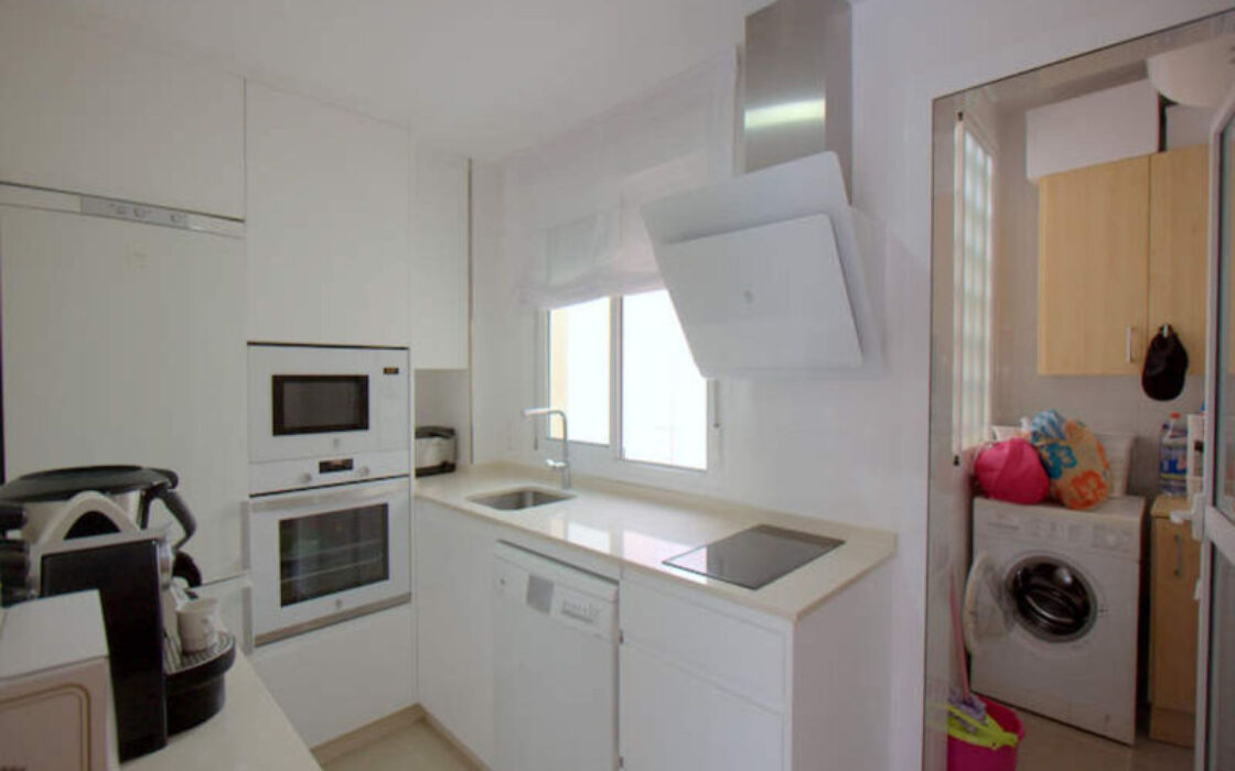 Просторная Квартира  в Сабинильяс у моря с террасой 78 кв.м