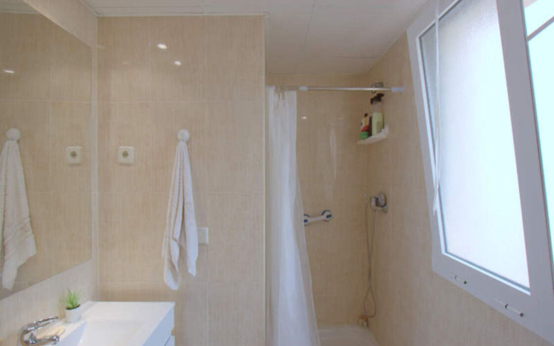 Просторная Квартира  в Сабинильяс у моря с террасой 78 кв.м