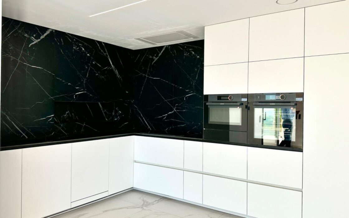 Стильна вілла в Альтеа Хіллс з видом на море 350 кв.м