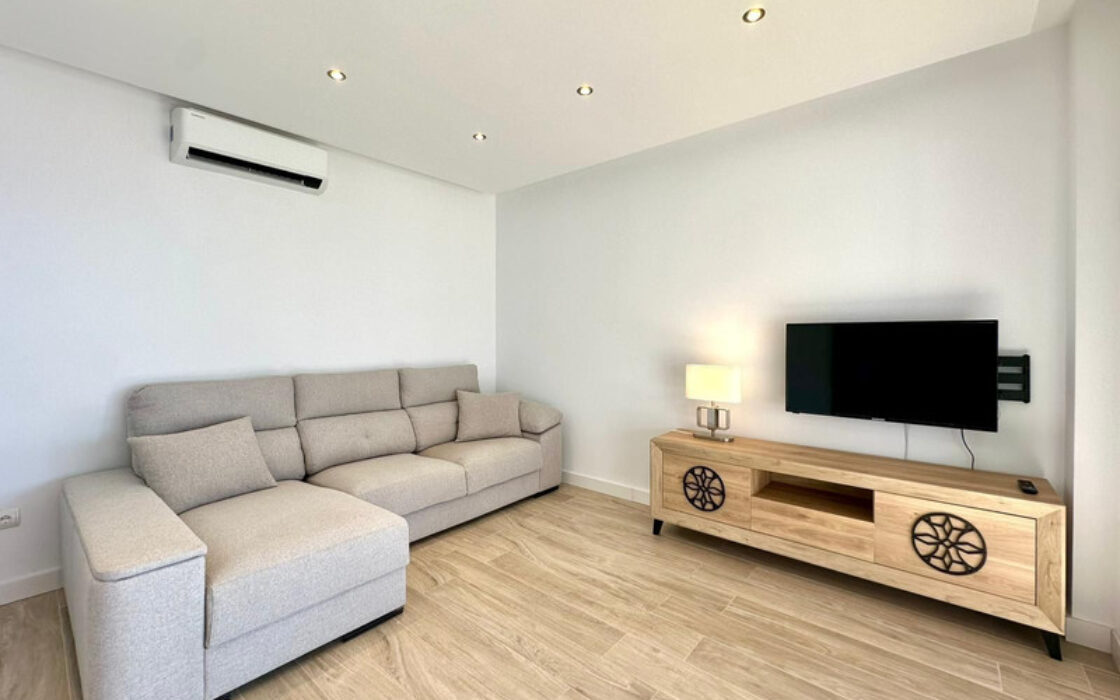 Квартира з терасою в Естепоні 92 кв.м 3 кімнати