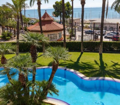 Розкішна вілла біля моря в Кульєрі, 640 кв.м, 6 спалень