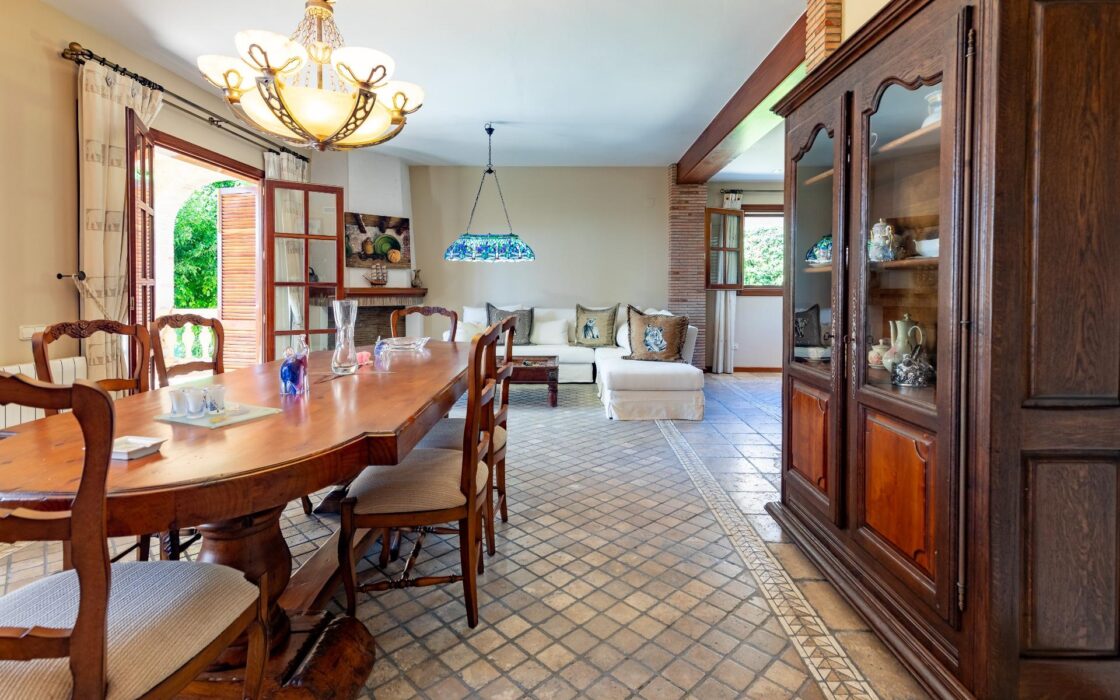 Роскошная вилла у моря в Кульере, 640 кв.м, 6 спален