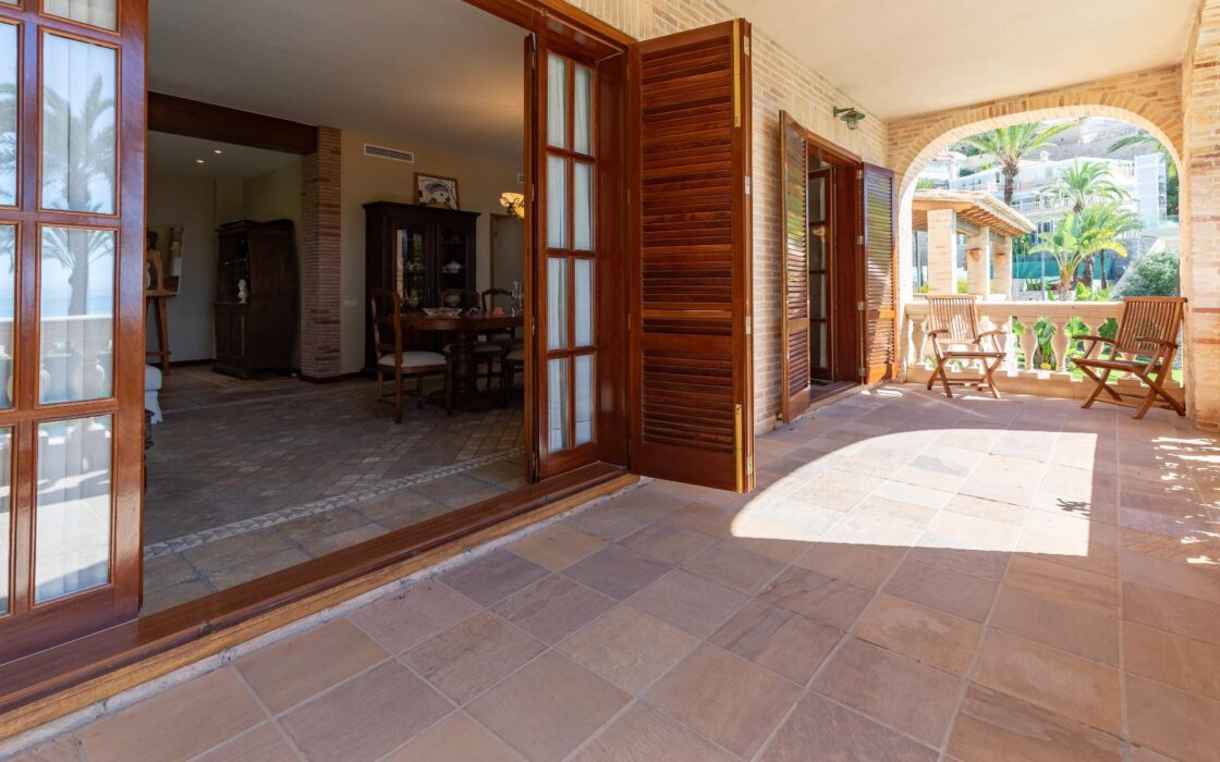 Роскошная вилла у моря в Кульере, 640 кв.м, 6 спален