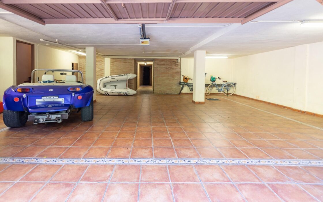 Роскошная вилла у моря в Кульере, 640 кв.м, 6 спален