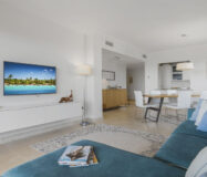 Квартира з терасою в Естепоні, 117 кв.м, 4 кімнати