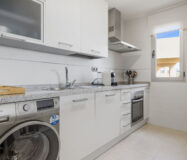 Квартира з терасою в Естепоні, 117 кв.м, 4 кімнати