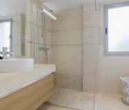 Квартира з терасою в Естепоні, 117 кв.м, 4 кімнати