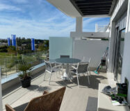 Пентхаус з терасою в Естепоні 75 кв.м, біля моря