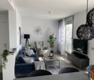 Пентхаус з терасою в Естепоні 75 кв.м, біля моря