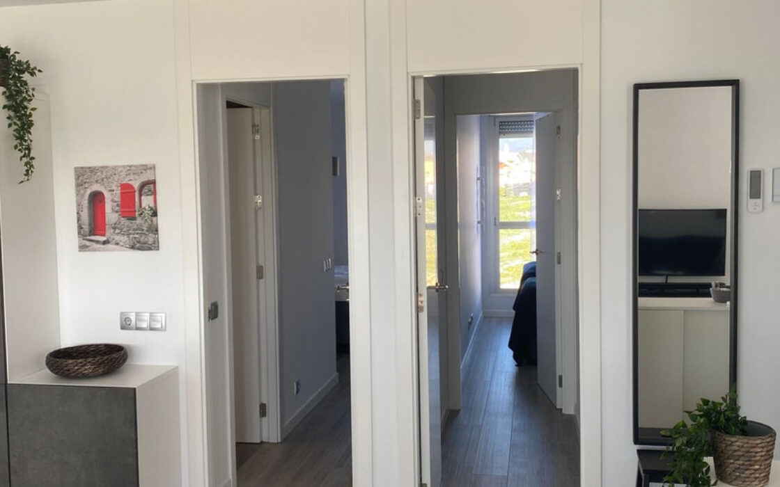 Пентхаус з терасою в Естепоні 75 кв.м, біля моря