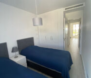 Пентхаус з терасою в Естепоні 75 кв.м, біля моря