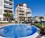 Ексклюзивна квартира 116 кв.м з видом на море в Гуардамаре