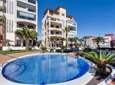 Эксклюзивная квартира 116 кв.м с видом на море в Гуардамаре