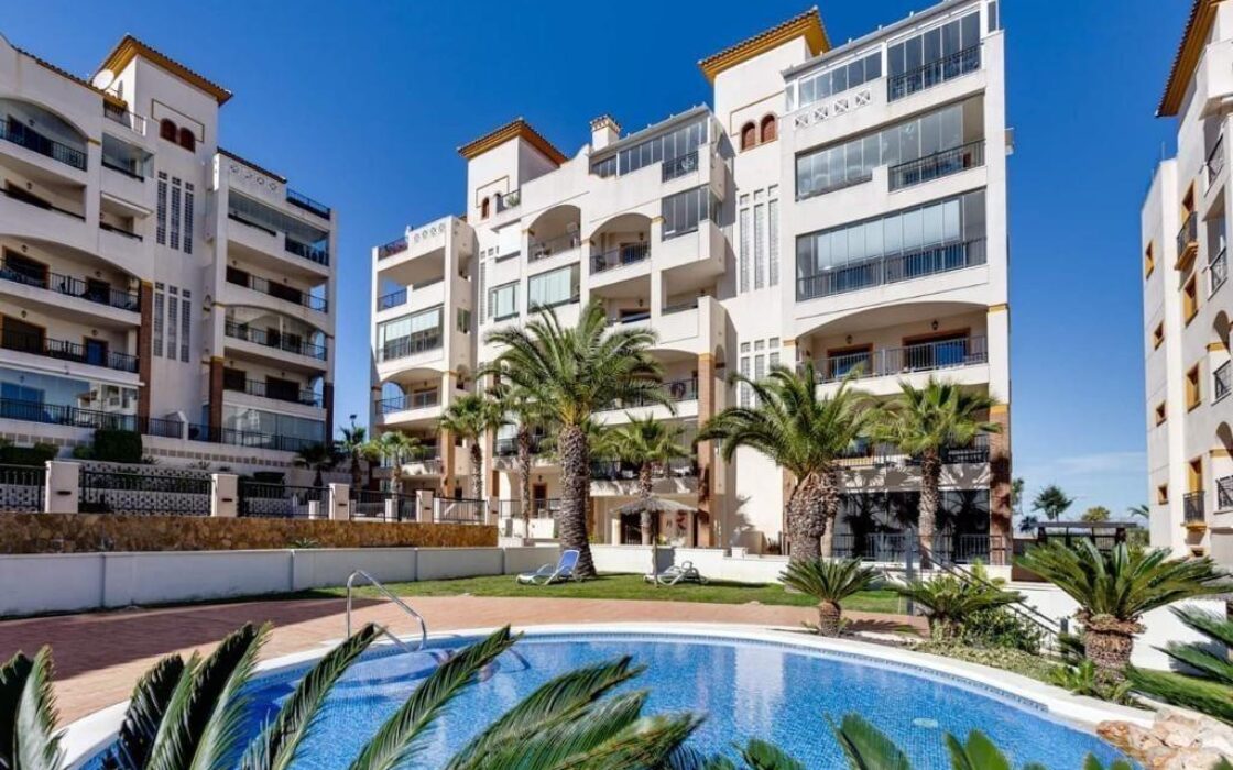 Ексклюзивна квартира 116 кв.м з видом на море в Гуардамаре