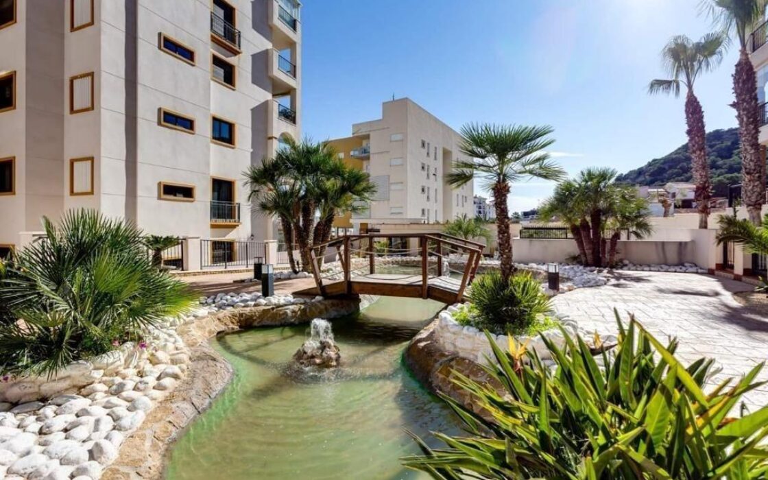 Ексклюзивна квартира 116 кв.м з видом на море в Гуардамаре