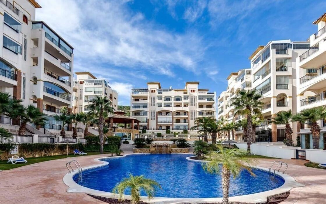 Ексклюзивна квартира 116 кв.м з видом на море в Гуардамаре