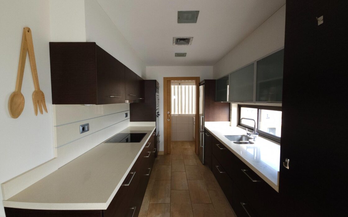 Ексклюзивна квартира 116 кв.м з видом на море в Гуардамаре