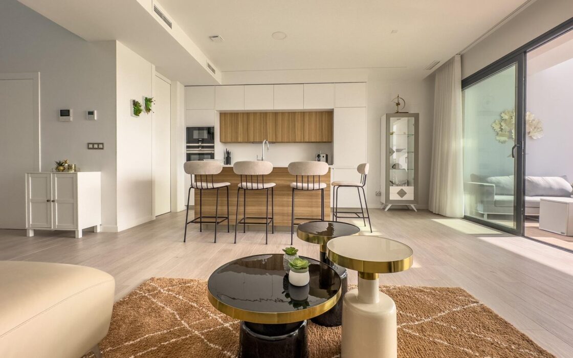 Квартира 3-4 спальни в Кальпе з панорамним видом на море