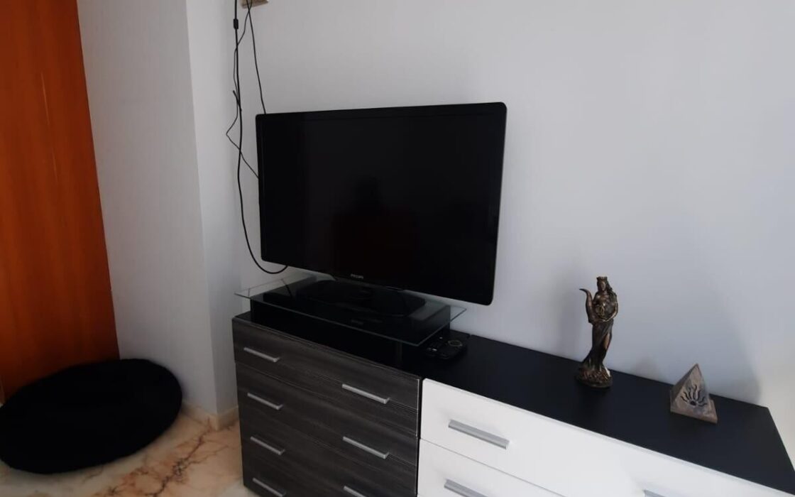 Просторный дом в Кульере 540 кв.м с террасой и лифтом