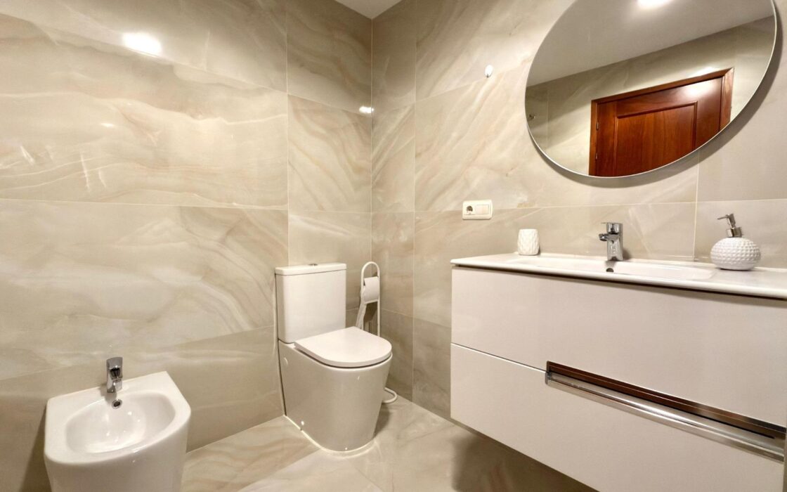 Роскошные апартаменты в Бенидорме с видом на море 194 кв.м