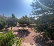 Эффектная вилла в Сьюдад-Кесада с бассейном и видом 236 кв.м