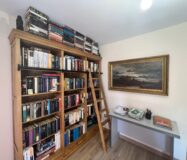 Эффектная вилла в Сьюдад-Кесада с бассейном и видом 236 кв.м