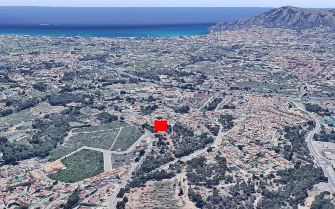 Виллы в Альфас-дель-Пи с бассейном и террасами 227 кв.м