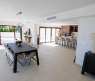 Вражаюча вілла біля моря в Альтеї з живописним видом 500 кв.м