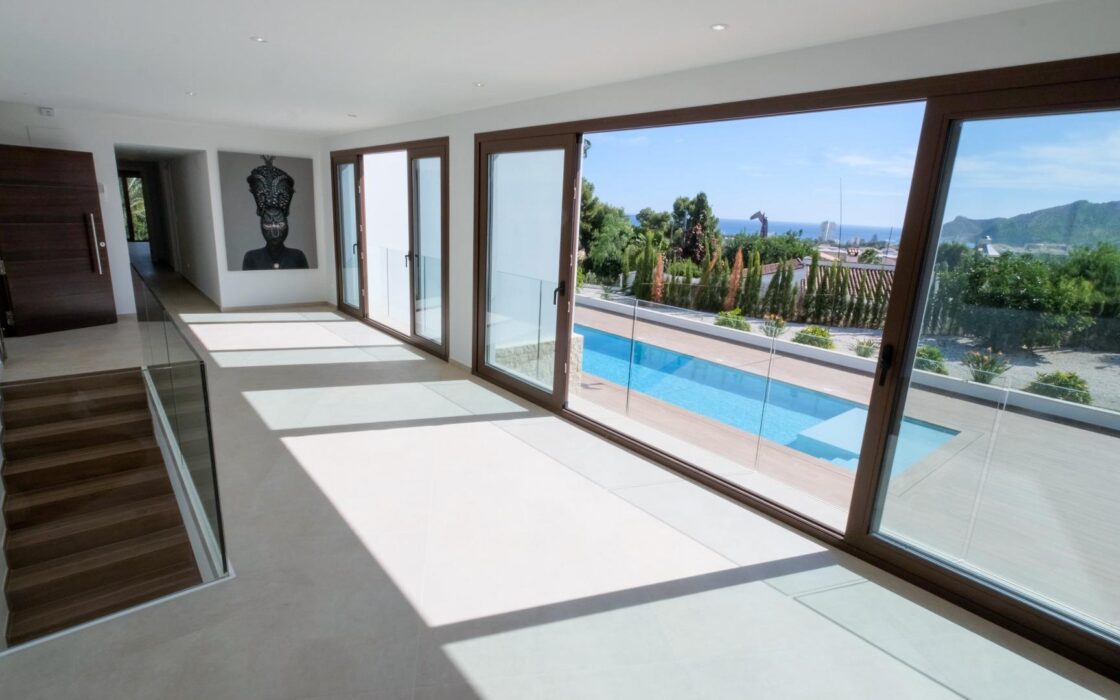 Вражаюча вілла біля моря в Альтеї з живописним видом 500 кв.м