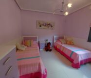 Вилла в Сьюдад Кесада 210 кв.м с бассейном и террасой