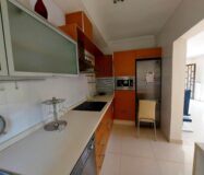 Вилла в Сьюдад Кесада 210 кв.м с бассейном и террасой