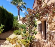 Вилла в Сьюдад Кесада 210 кв.м с бассейном и террасой