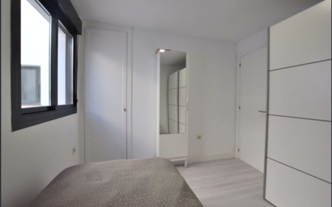 Квартира 70 кв.м с 2 спальнями в Фуэнхироле у горы