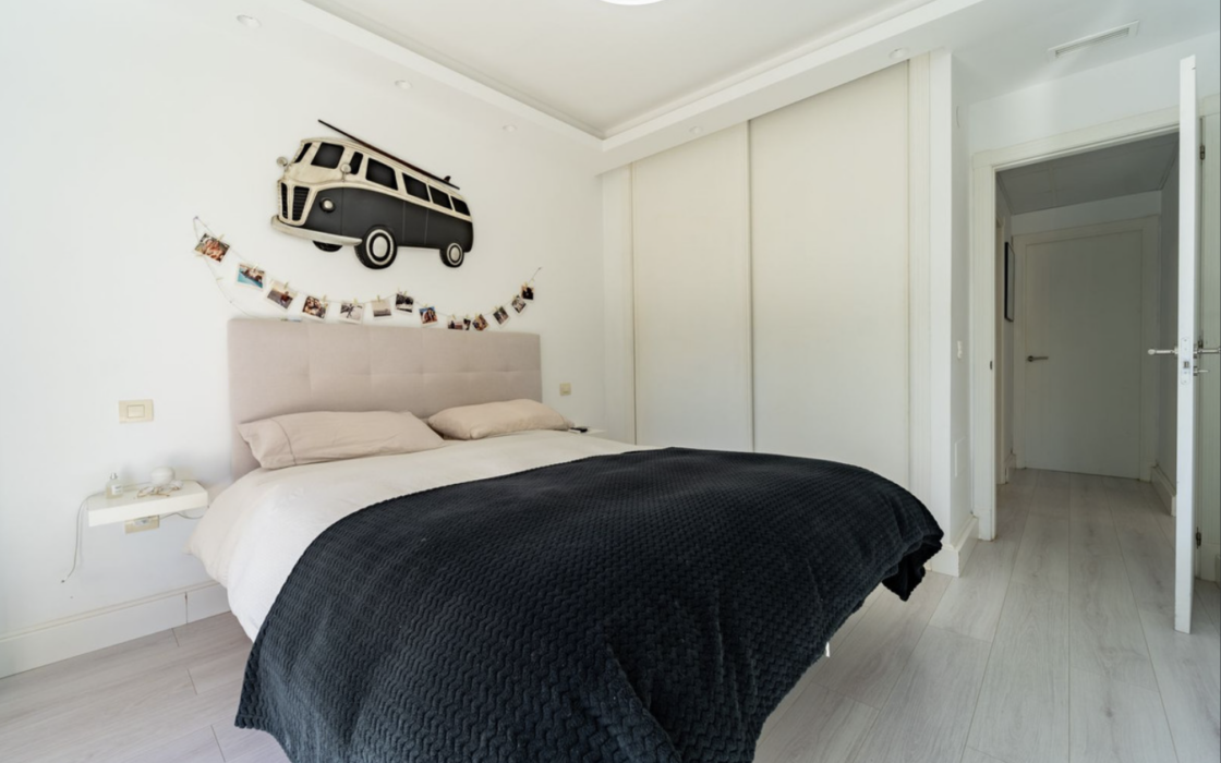 Квартира 70 кв.м с 2 спальнями в Фуэнхироле у горы