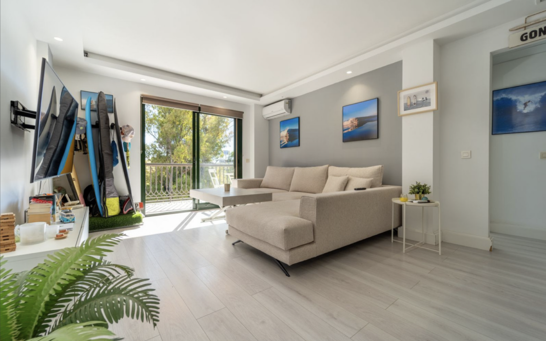 Квартира 70 кв.м с 2 спальнями в Фуэнхироле у горы