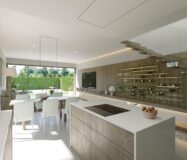 Отдельные дома с бассейном и садом в Сан-Хуан-де-Аликанте