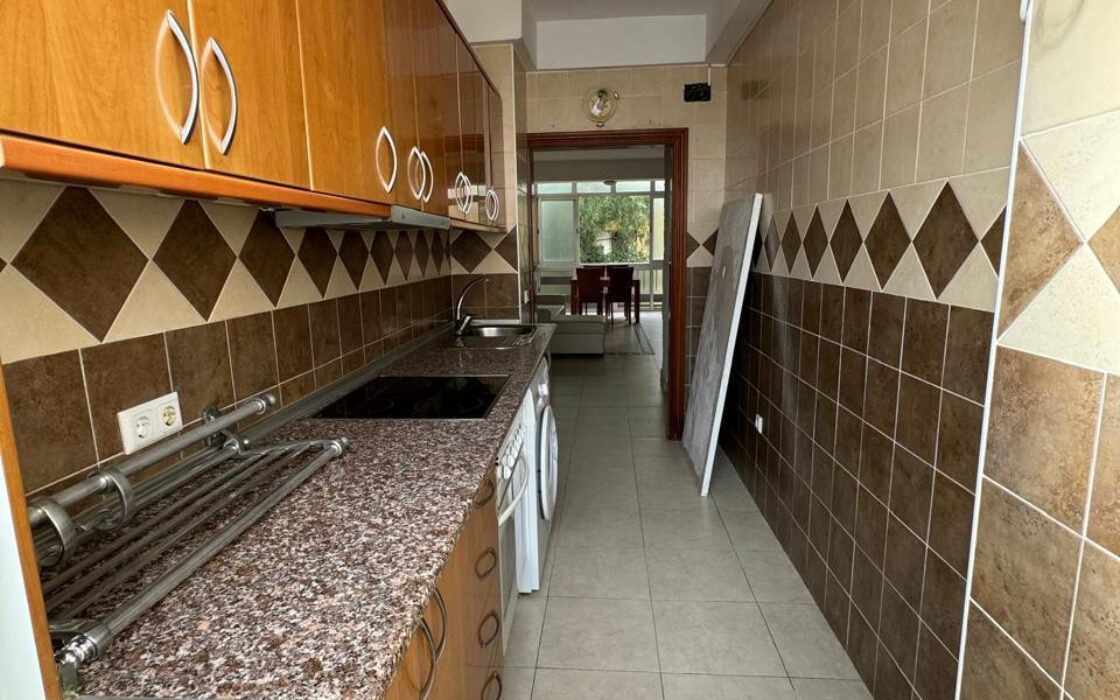 Двухкомнатная квартира в центре Фуэнхиролы 70 кв.м у моря